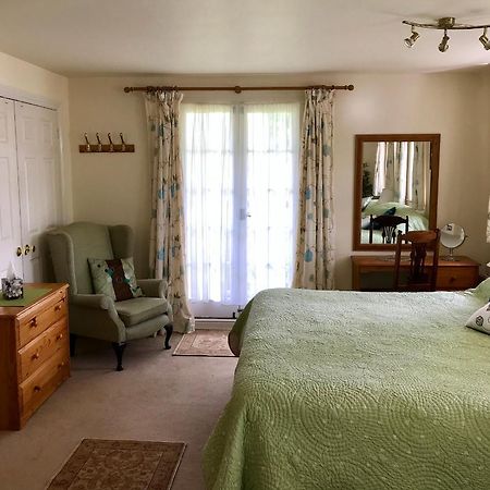 High Mead Bed and Breakfast Woodsford Exteriör bild