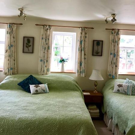 High Mead Bed and Breakfast Woodsford Exteriör bild