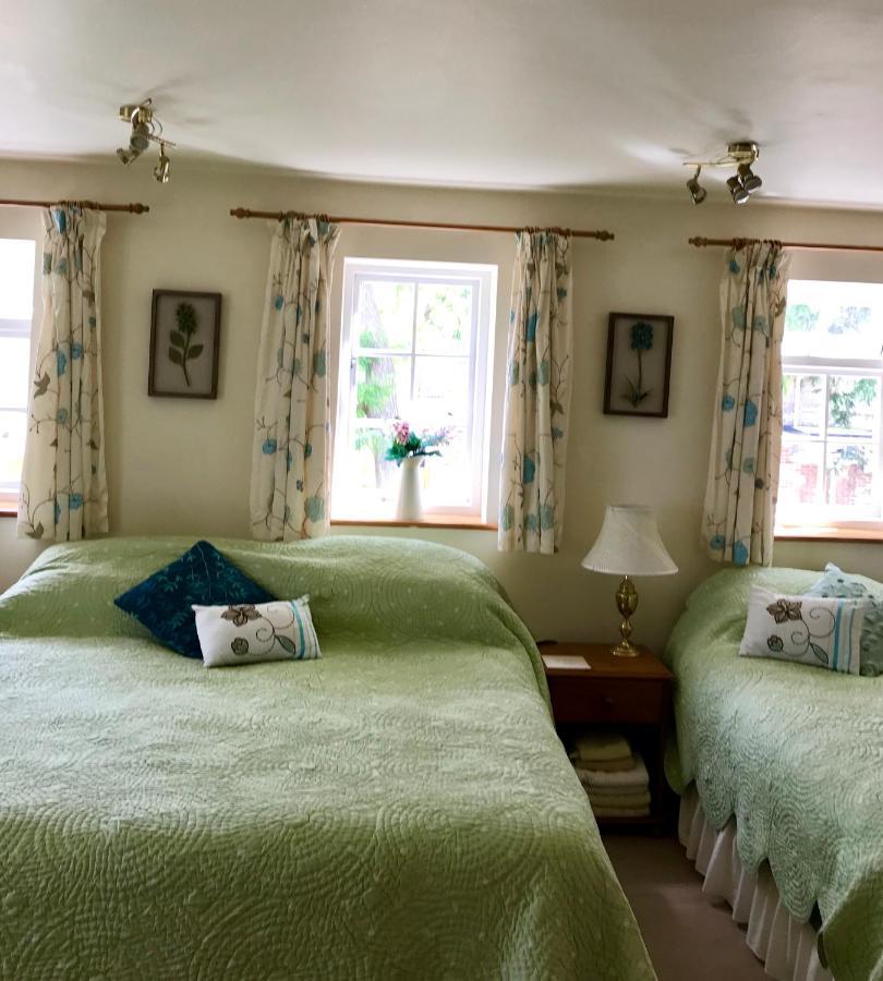 High Mead Bed and Breakfast Woodsford Exteriör bild